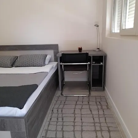 Diamond Apartment