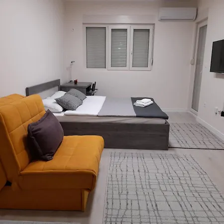 Diamond Apartment