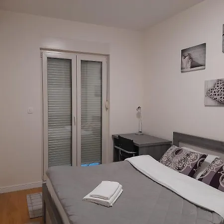 Diamond Apartment